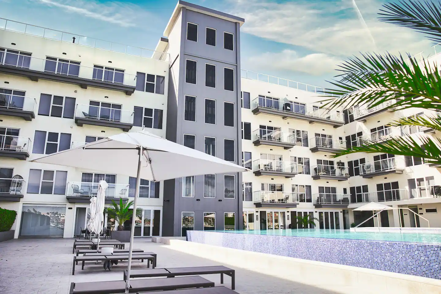 6b10fb58-8b59-43b1-ae7b-e4080d3f49fd